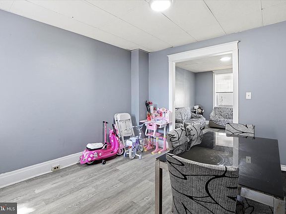 4th image of 74 Reservoir St