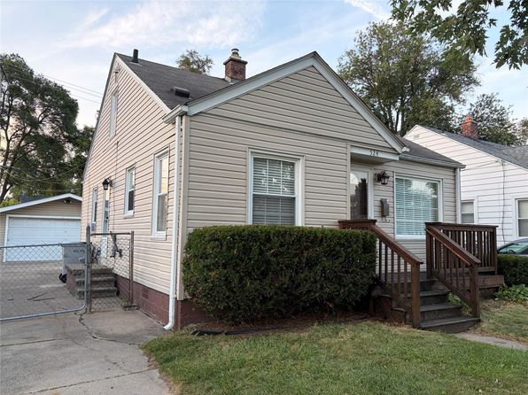 524 Manatee Ave