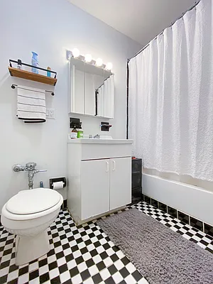 Rented by City Connections Realty | media 24