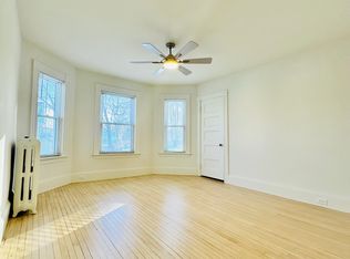 366 Broad St #B, Portsmouth, NH 03801