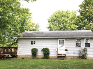 867 E 850 North Rd, Tower Hill, IL 62571