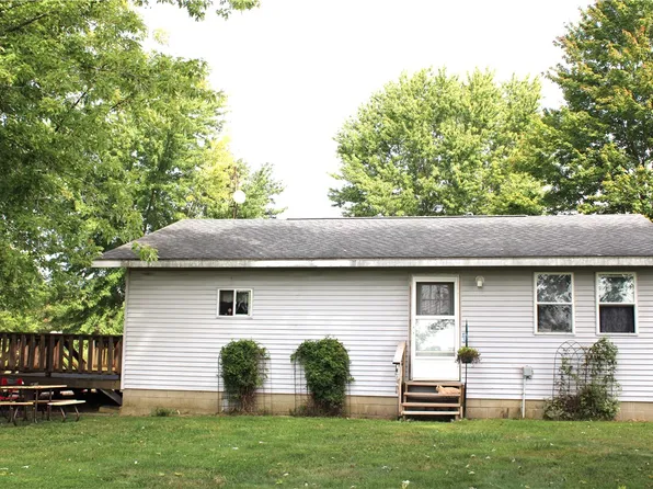 867 E 850 North Rd, Tower Hill, IL 62571
