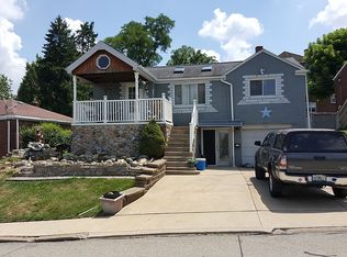 624 Larose St, Pittsburgh, PA 15226
