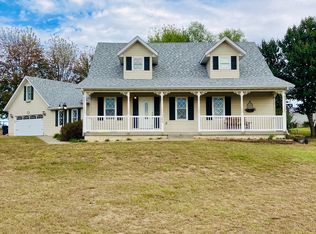 5452 S 163rd Rd, Brighton, MO 65617