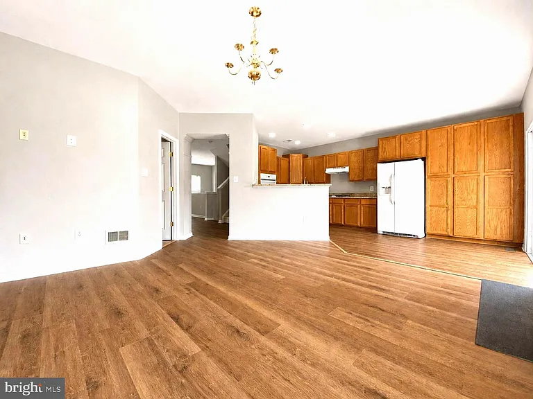 1124 Hampton St — Photo 9