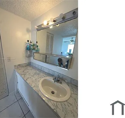 16508 NE 26th Ave — Photo 5