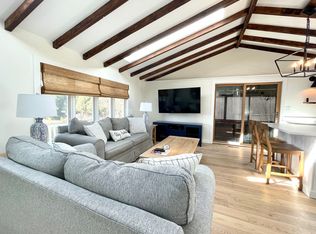 15 Landing Ln, Southampton, NY 11968