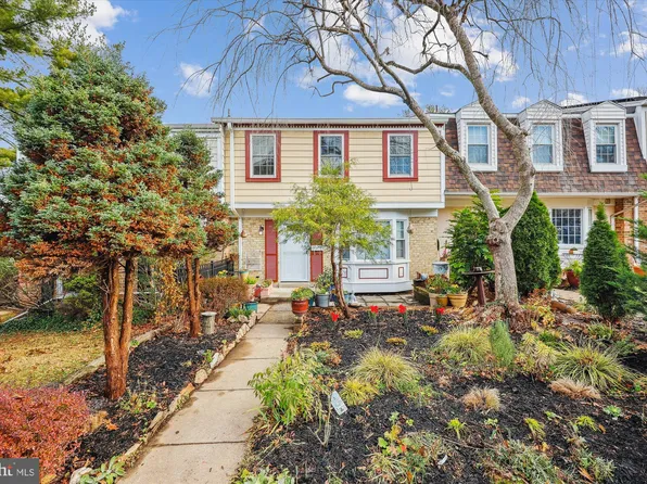22 E Darby Ct, Gaithersburg, MD 20878