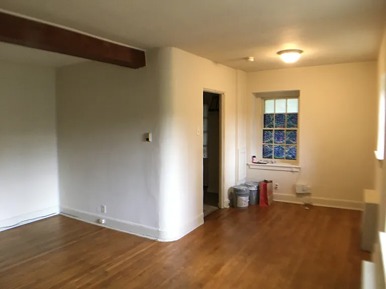 525 W Butler Pike #15 — Photo 6