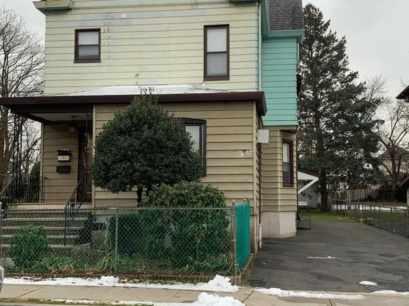 124 Liberty St, Lodi, NJ 07644