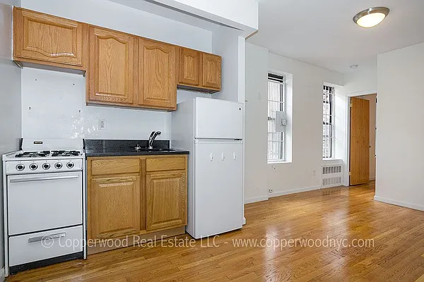 Rented by Copperwood Real Estate | media 11