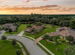 348 165th Ct NE, Bradenton, FL 34212