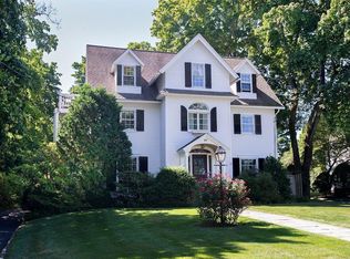 29 Maple St #3, New Canaan, CT 06840