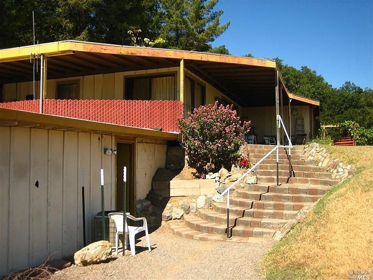 1st image of 250 Kerry Ln