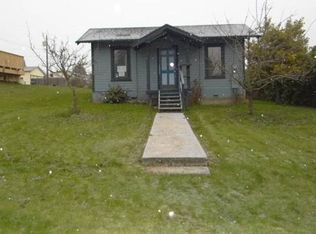 1023 W 12th St, Port Angeles, WA