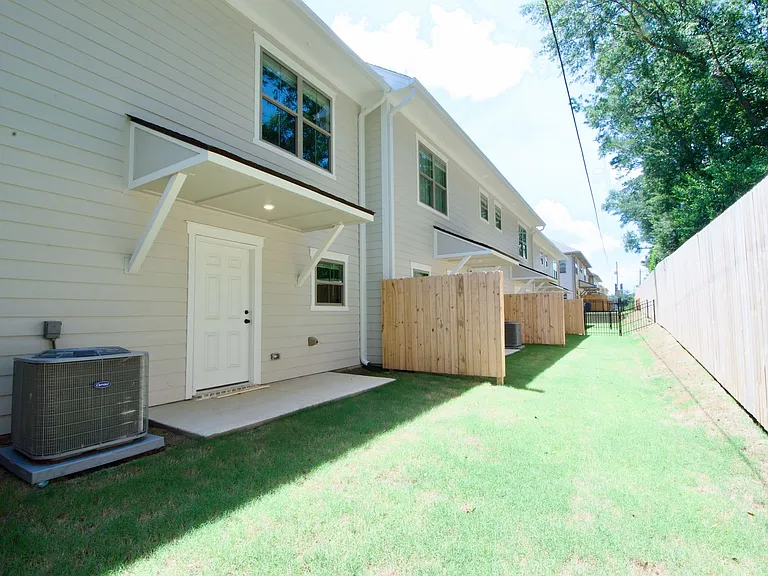 1257 Tigers Tail Trl — Photo 23