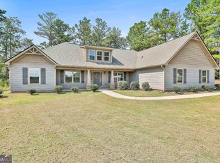 4059 Smokey Rd, Newnan, GA 30263