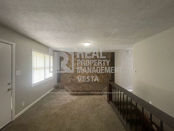 2nd image of 1905 Karen Dr
