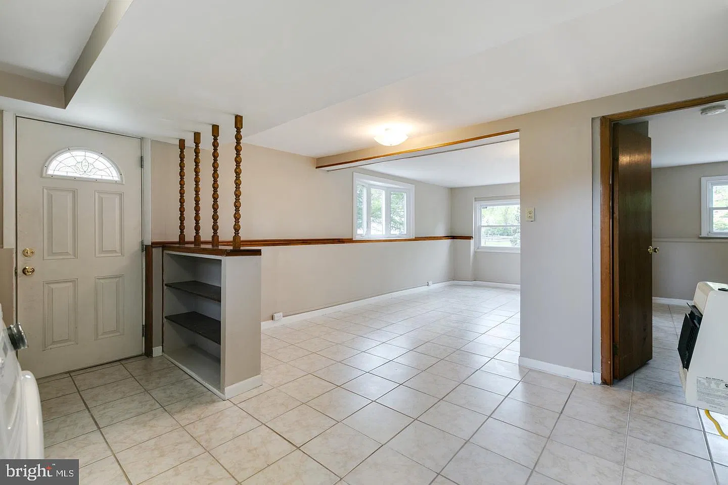 4 bed, 1.5 bath, 2234 sqft, $3,400 — Photo 4