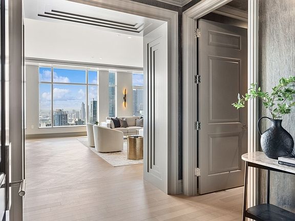 2nd image of 451 E Grand Ave #5006