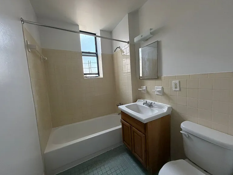 1264 Sheridan Ave #6F — Photo 11