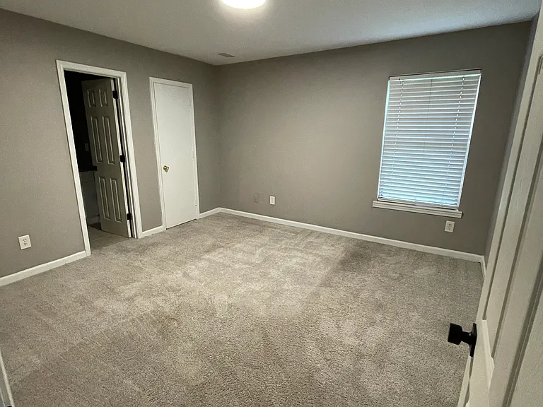 3173 Dove Ct #B — Photo 11