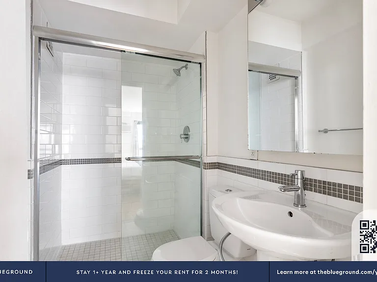 300 E 51st St #5B — Photo 17