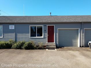 779 SE Ash St APT 4, Dallas, OR 97338