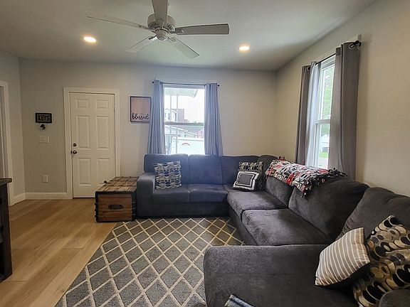5th image of 5905 Kentland Ave