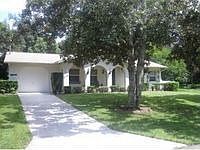 1st image of 805 N Hollywood Cir