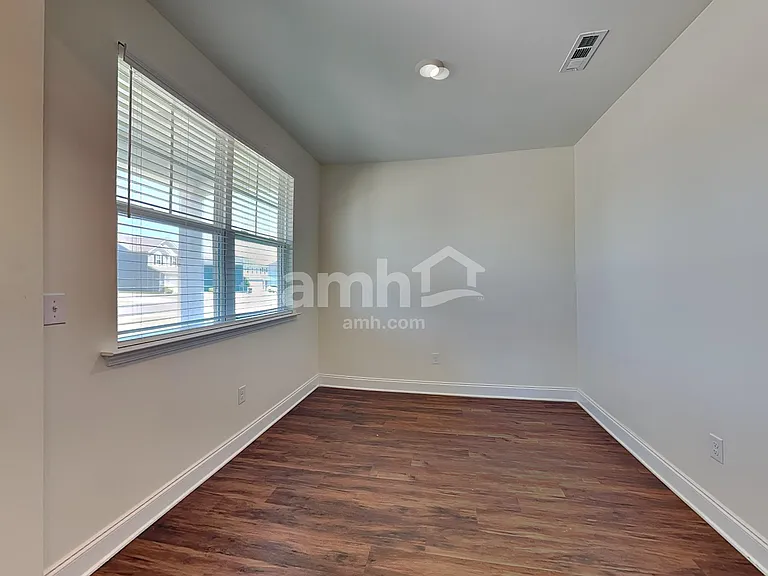 5223 Valor Dr — Photo 10