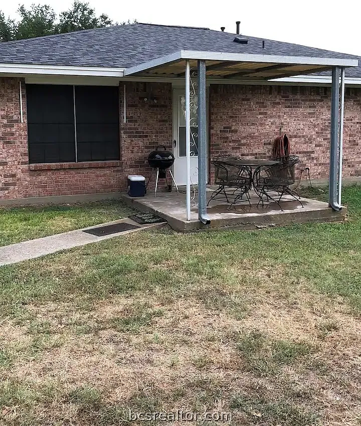 2 bed, 1223 sqft, $1,550 — Photo 3