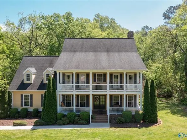 128 McNary Dr, Scottsboro, AL 35769