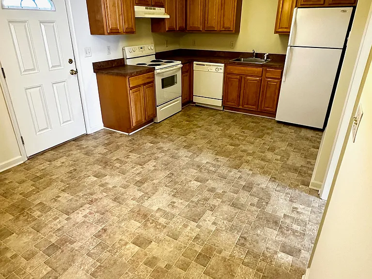 1701 Woodbrooke Dr — Photo 9