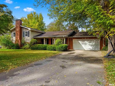 39 Circle Dr, Pekin, IL, 61554