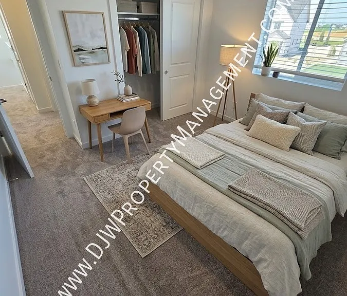 1724 N Big Star Ave — Photo 8