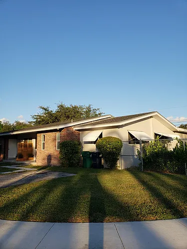 11557 SW 81st Rd Photo 1