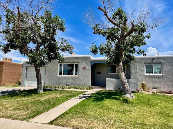 3026 Aliso Dr NE
