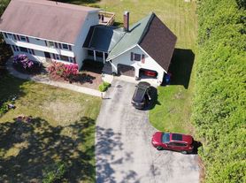 655 Porters Point Rd, Colchester, VT