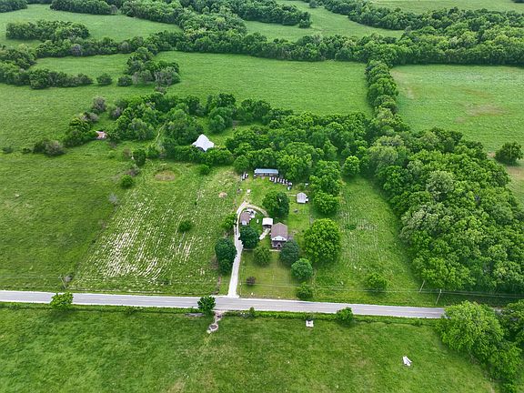 3rd image of 7614 Apple Road
