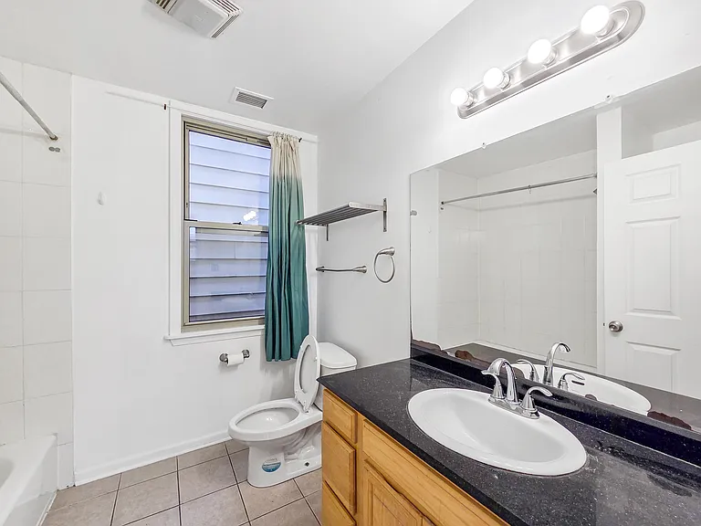 454 W 26th St #1 — Photo 4