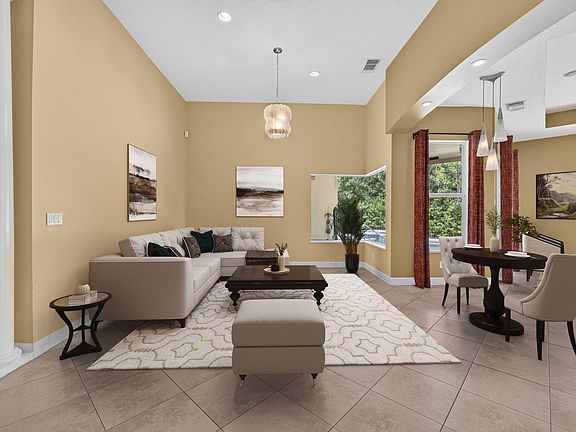 5th image of 805 SW CLASSICO Court
