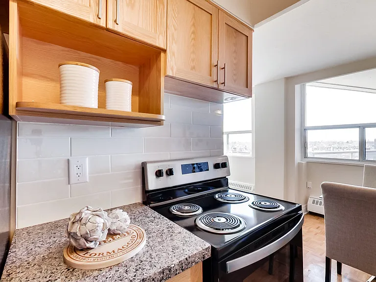 101 Cosburn Ave #104 — Photo 53