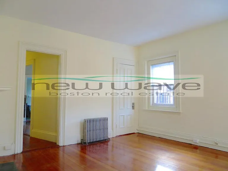 227 Newbury St #2R — Photo 3