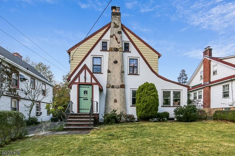 1st image of 365 Northfield Ave