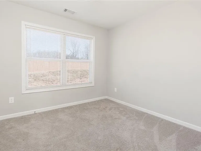82 Gray Field Ct — Photo 23