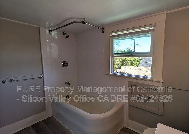 373 Richmond Ave #4 — Photo 13