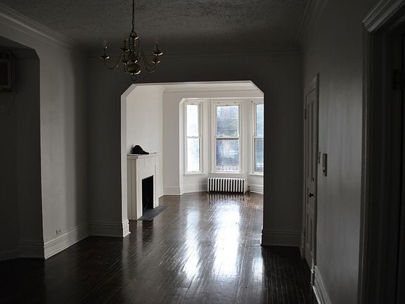 Dining to Living Room2