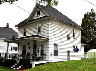 207 N Irvine St, Warren, PA 16365