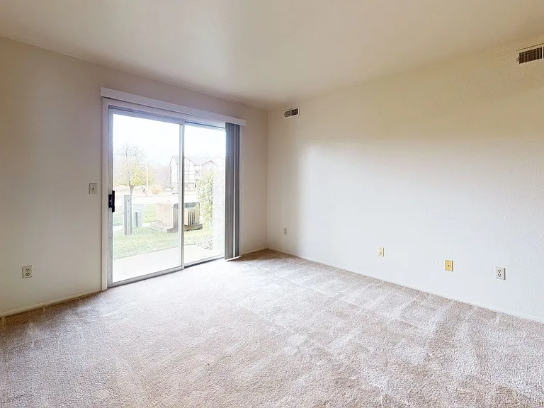 Trappers Cove Apartments — Photo 93
